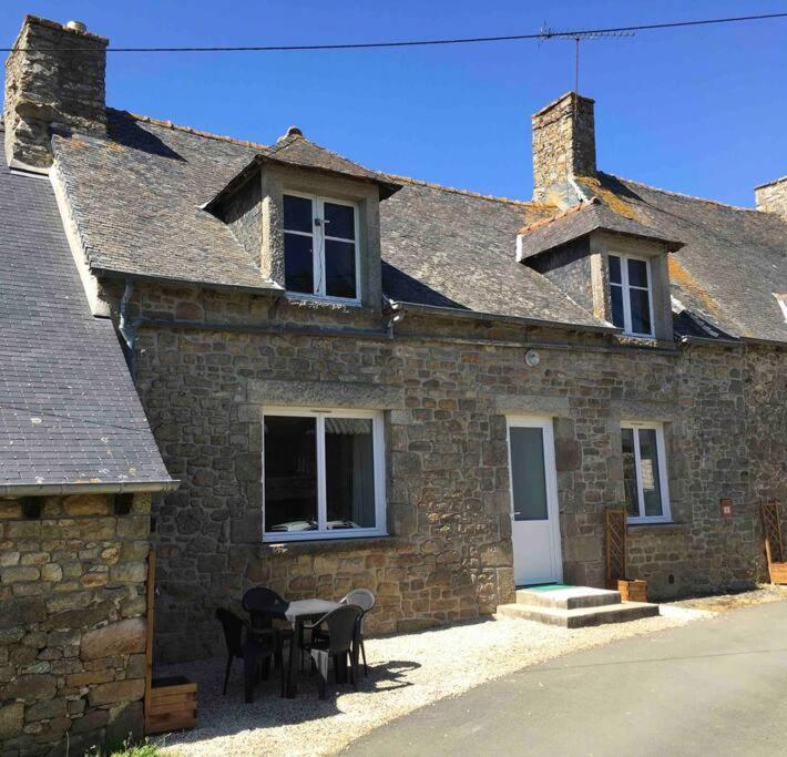 Maison Au Calme Recemment Renovee Villa Lescouet-Jugon Eksteriør bilde